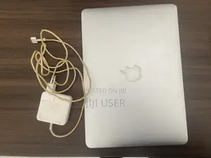 Laptop Apple MacBook Air 4GB Intel Core i5 HDD 128GB