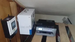 Backup System Inverter 700 and Battery 100ah