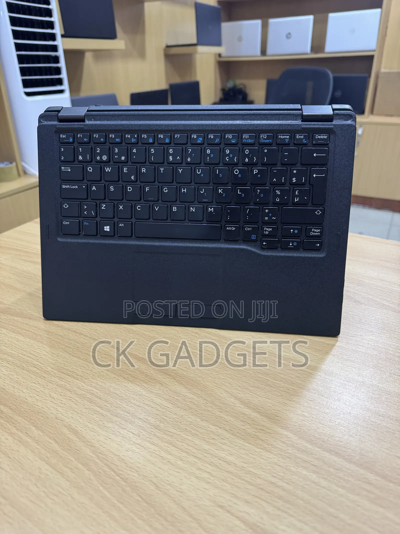 New Laptop Dell Latitude 7390 8GB Intel Core i7 SSD 256GB