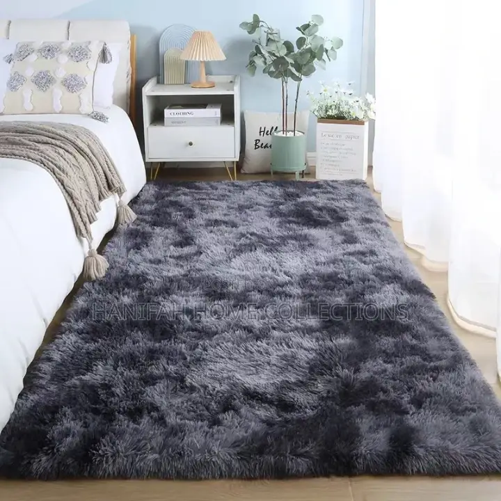 Cozy Living Room Fluffy Carpet
