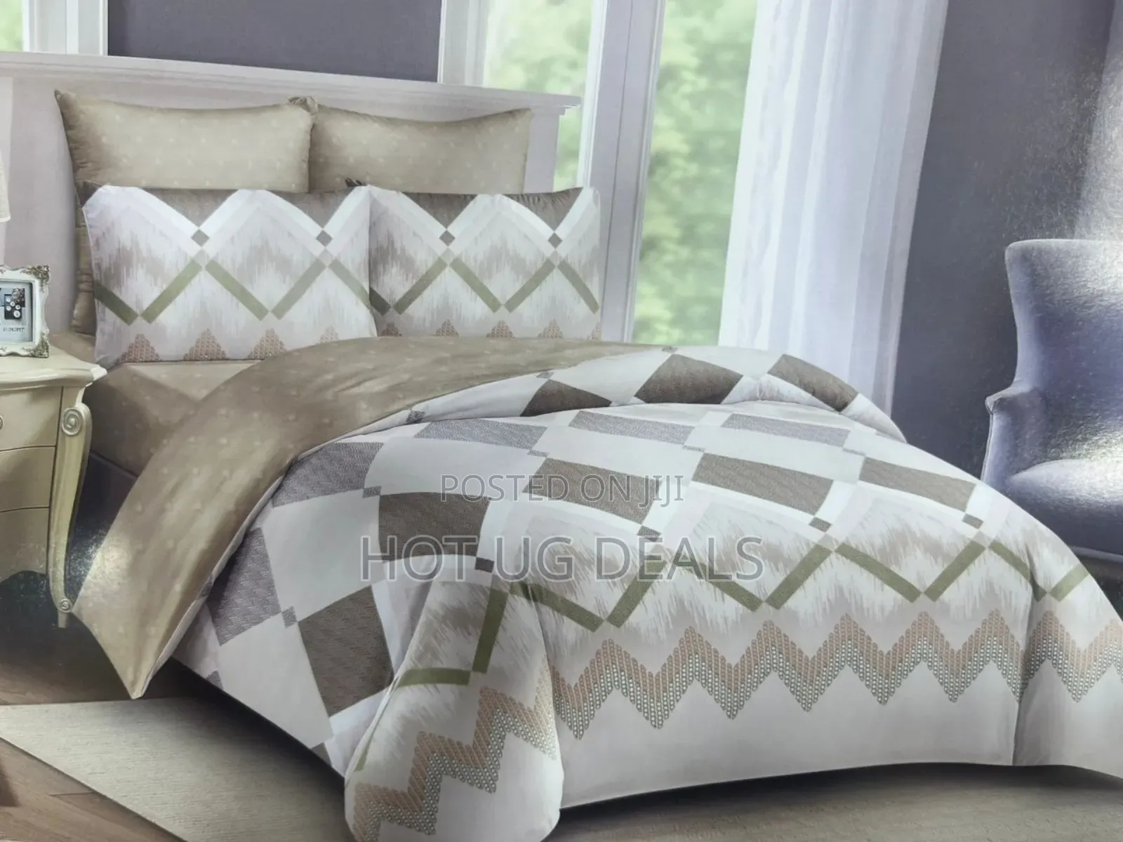 5*6 Duvet, 1 Bed Sheet 2 Pillowcases - Multicolour