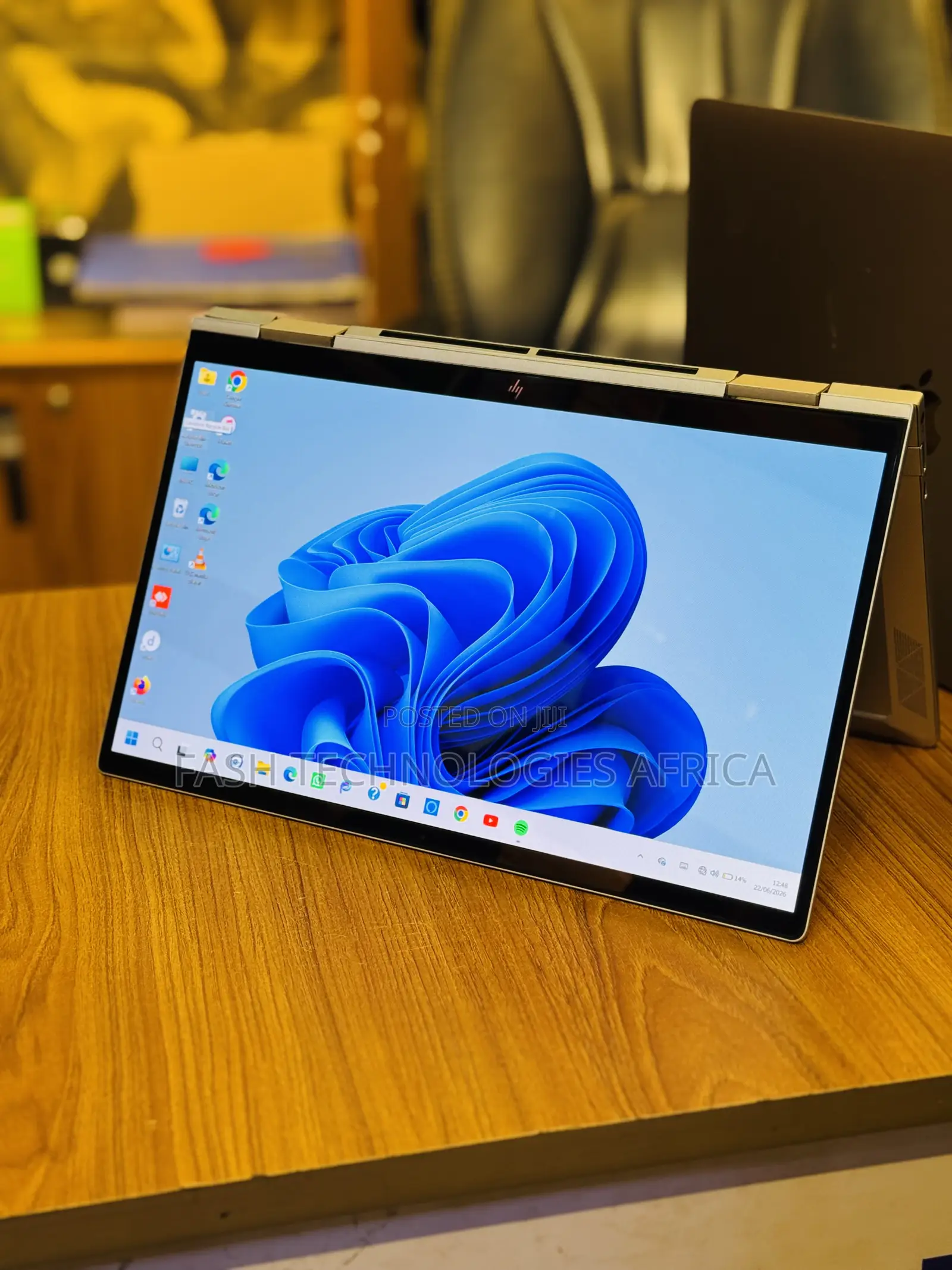 New Laptop HP Envy X360 8GB Intel Core i7 SSD 512GB