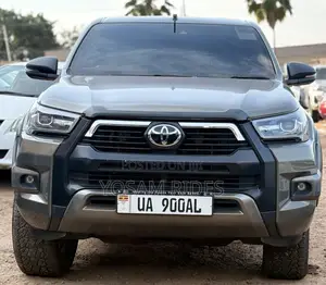 Toyota Hilux Revo Double Cab Deisel 2.8 AWD 2017 Green