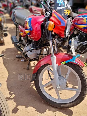 Bajaj CT 125X 2022 Red