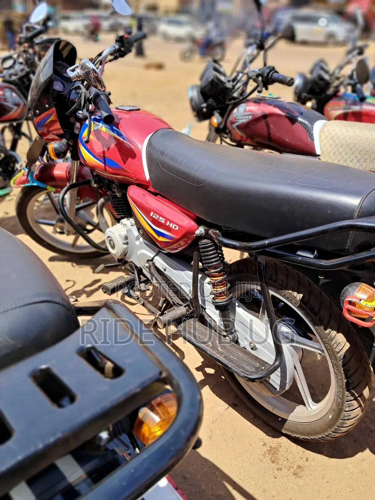 Bajaj CT 125X 2022 Red