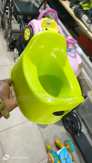 Uk Used Ikea Lilla Children's Pot in Lime Green.