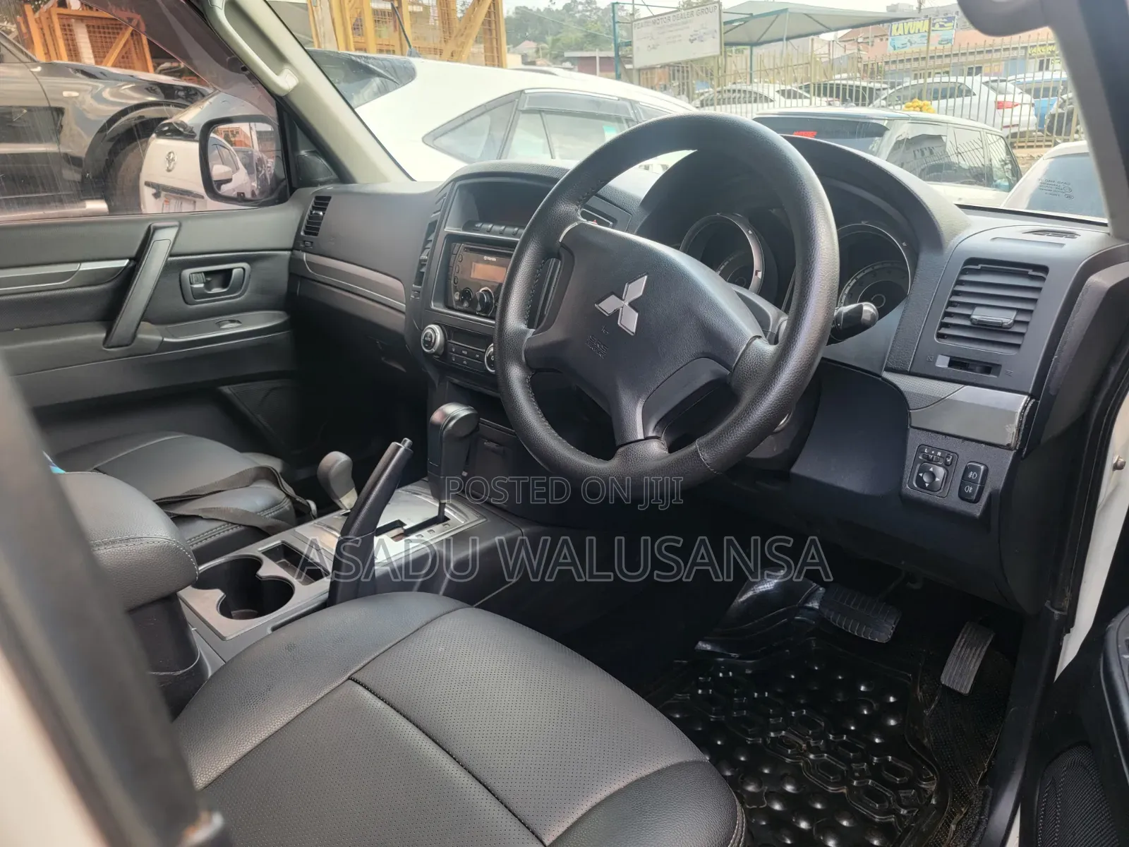 Mitsubishi Pajero 3.2 Di-Dc GLS 2012 White