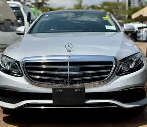 Mercedes-Benz E400 2017 Silver