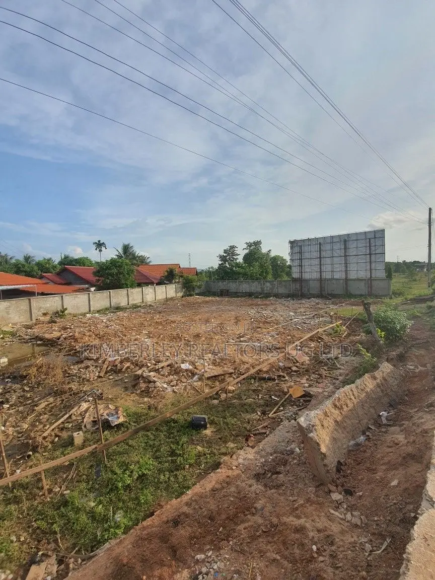 Plot for Sale – Seguku