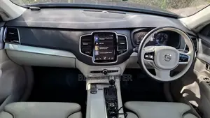 Volvo XC90 2018 Blue