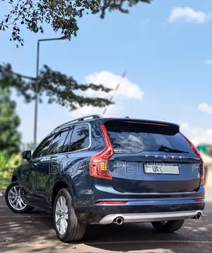 Volvo XC90 2018 Blue