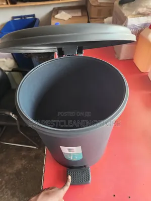 Pedal Bin 20ltrs