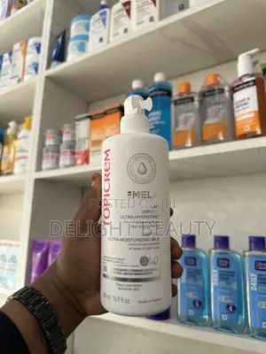 Topicrem Mela Unifying Lightening Ultra-Moisturizing Milk