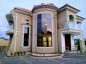 5bdrm House in Division A for sale