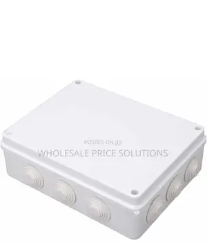 Adaptable Box 150. By 150