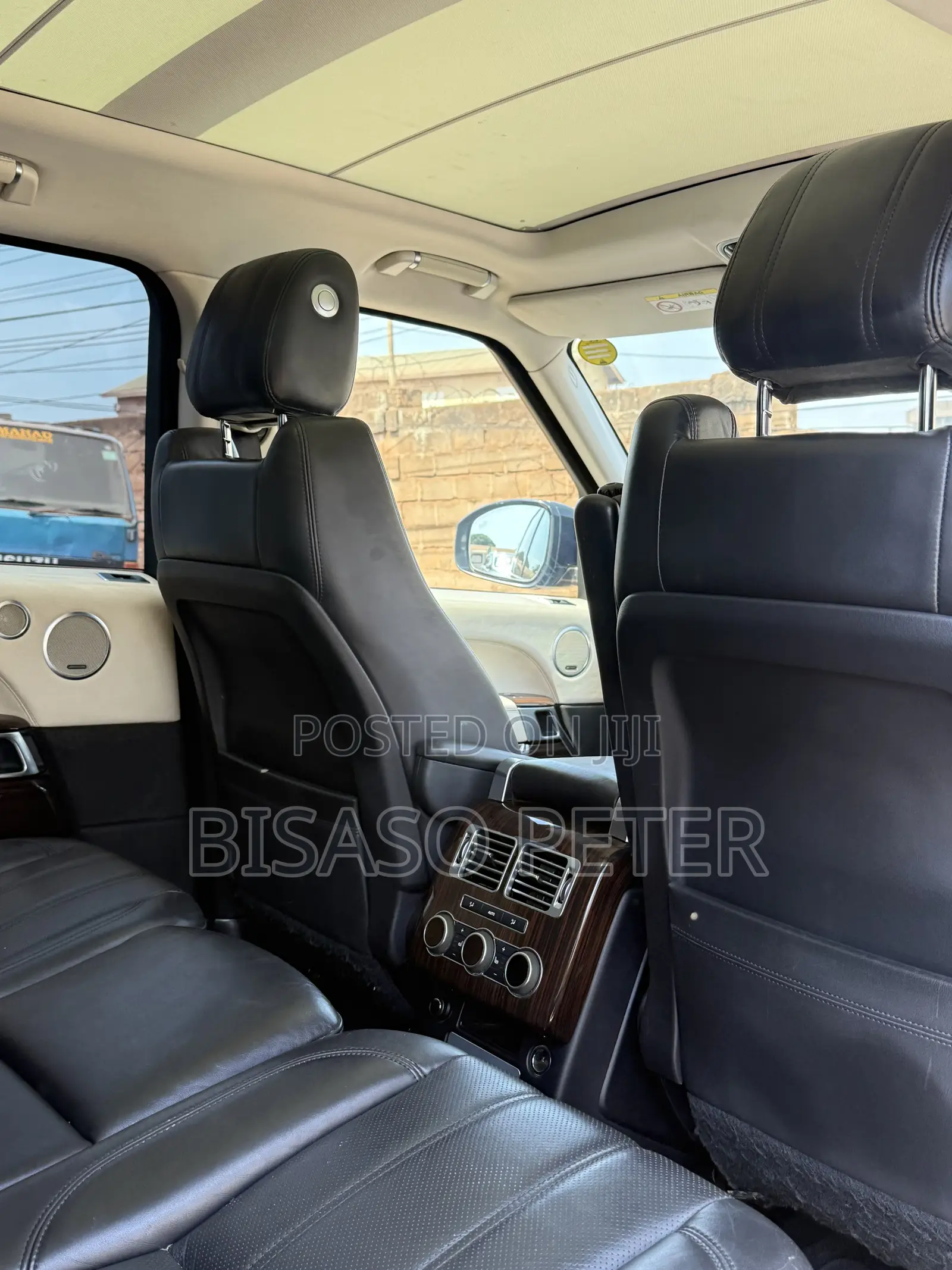 Land Rover Range Rover Vogue 2017 Black