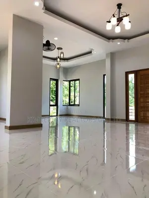 5bdrm House in Division A for sale