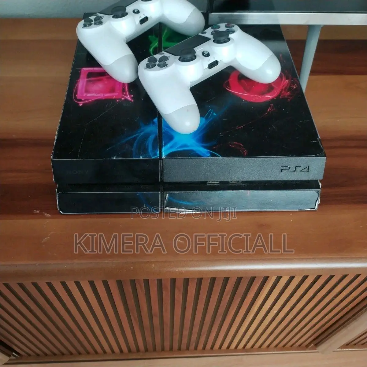 Ps4 Standard Chipped Console, 2 Controllers Many Games