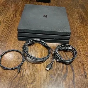 Ps4 Pro Gaming Console With 2 Pads and 15 Free Games