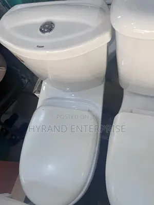 Ordinary Toilets(Frencia)