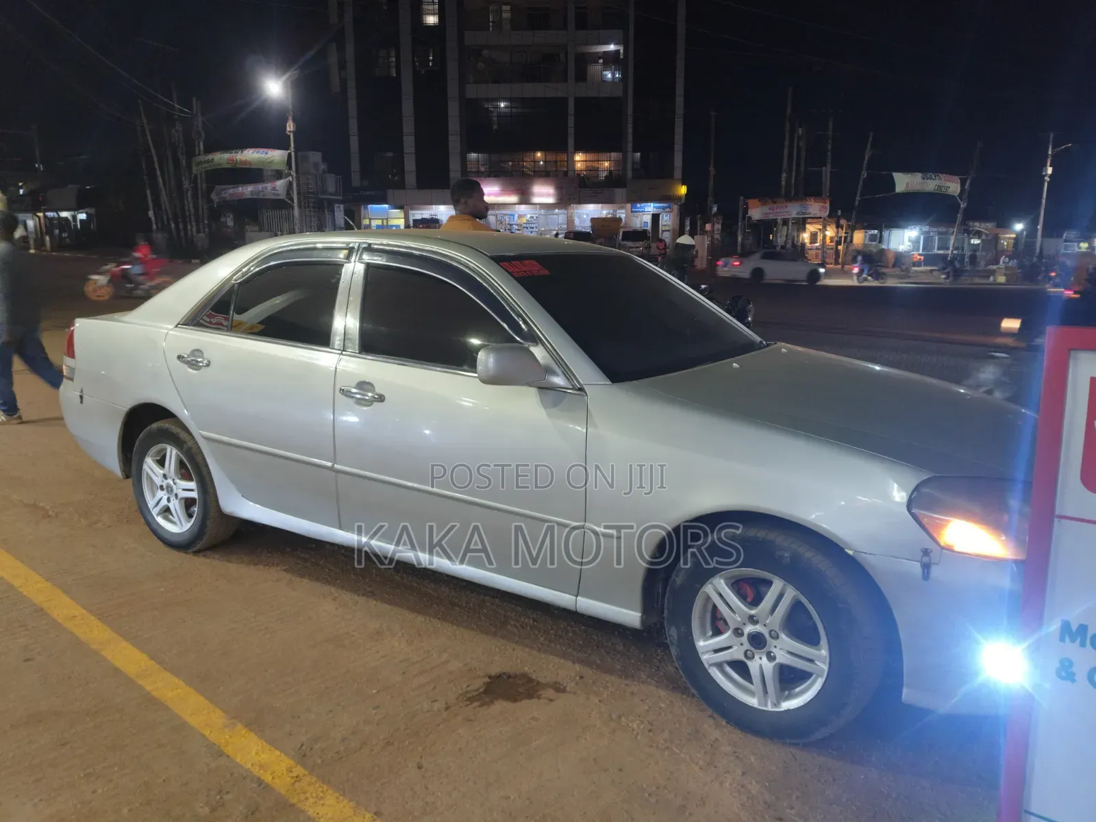 Toyota Mark II 2003 Silver