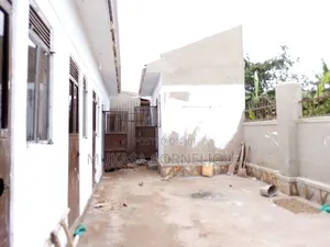 Shops at Nakirebe