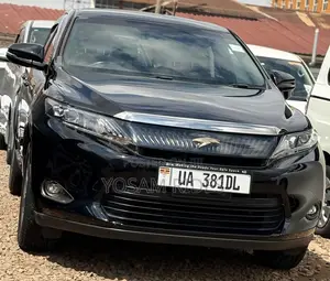 Toyota Harrier 2.0 2017 Black