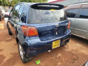 Toyota Vitz 2003 Blue