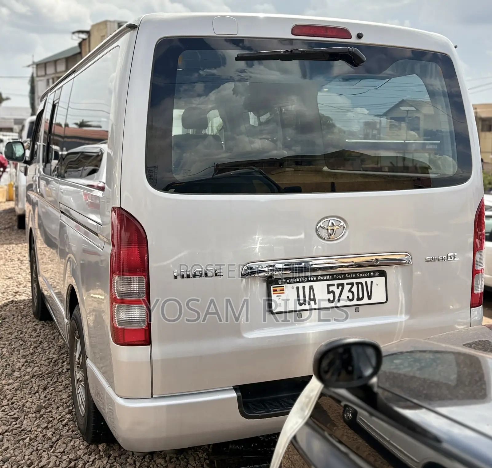 Toyota HiAce 2012 Silver