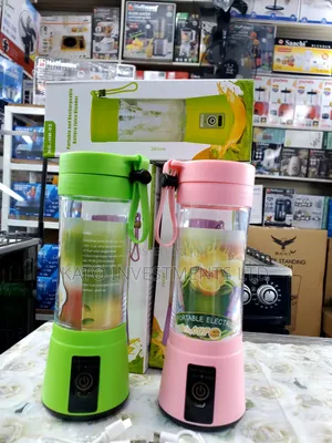 Portable and Rechargeable Battery Juice Blender