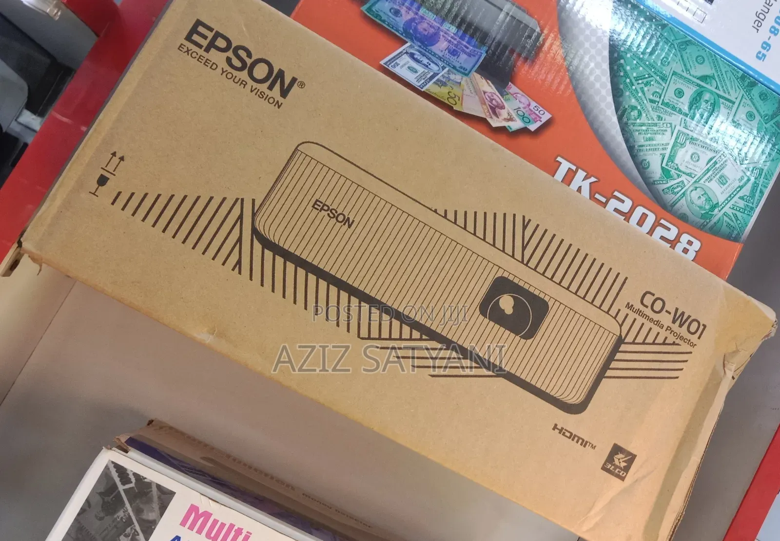 Epson Projector DLP Cw01