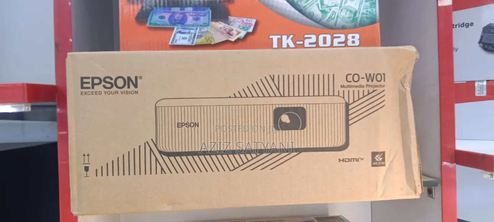 Epson Projector DLP Cw01