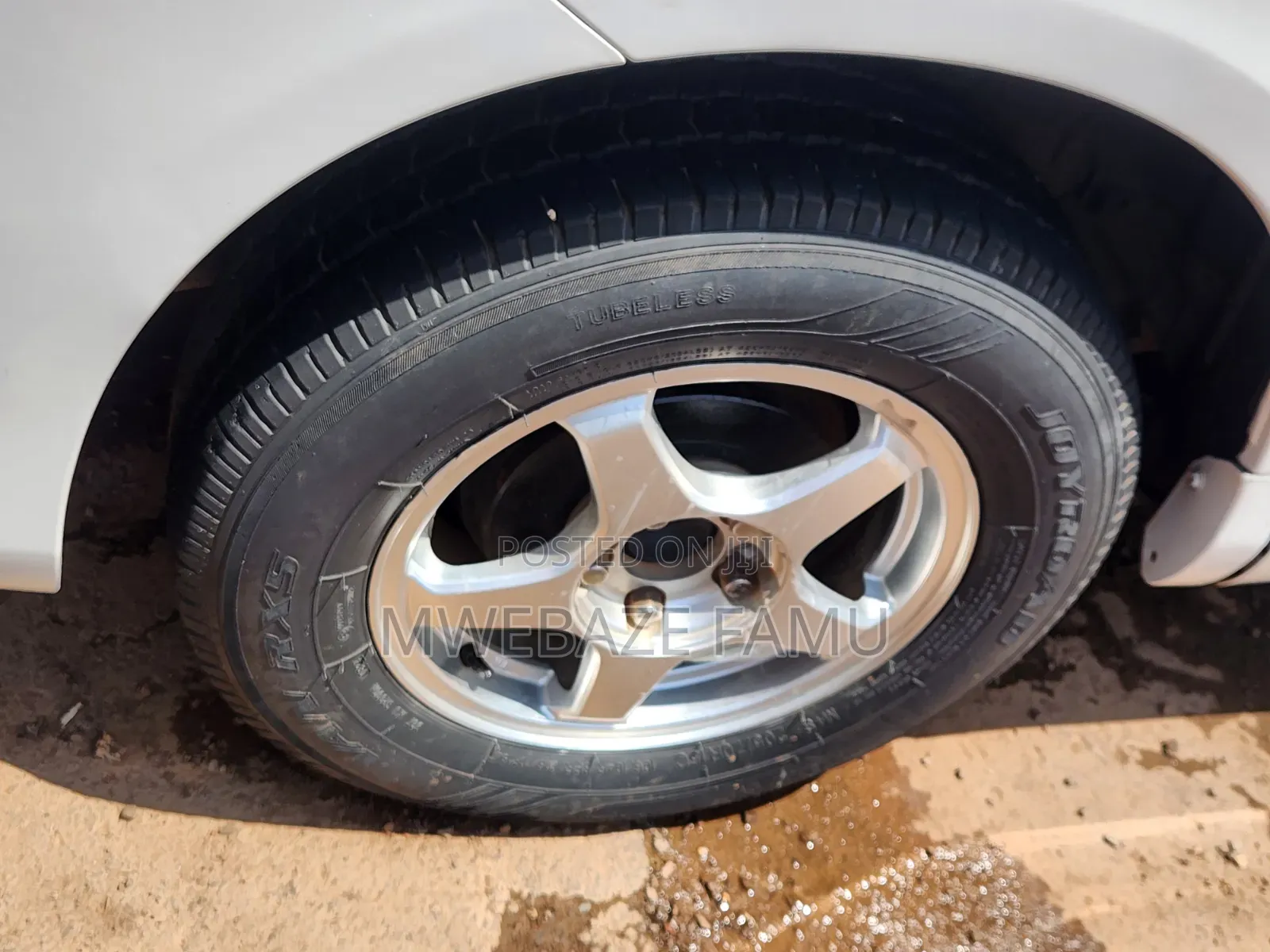 Toyota Noah 2009 White