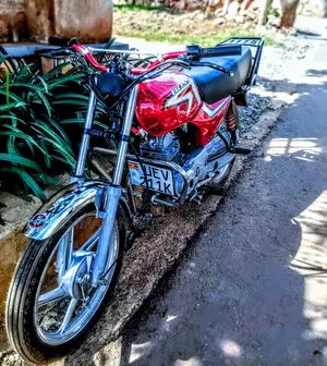 Bajaj Boxer 100 2020 Red