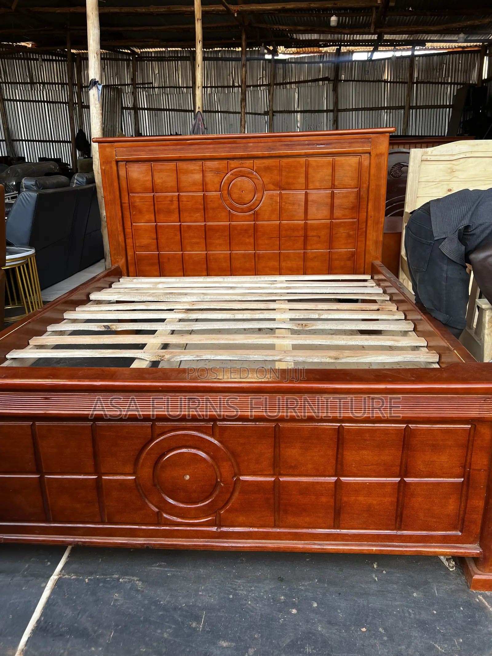 Beds in Wood on Sale