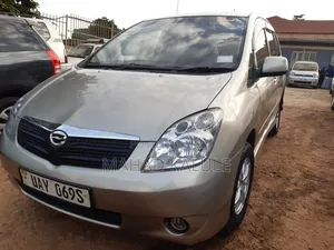 Toyota Corolla Spacio 2004 Silver