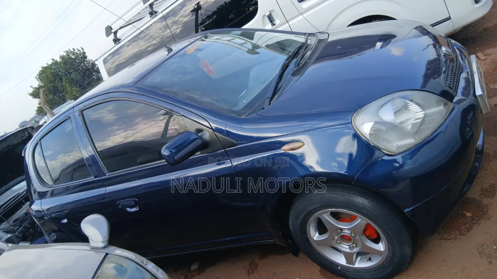 Toyota Vitz 2001 Blue