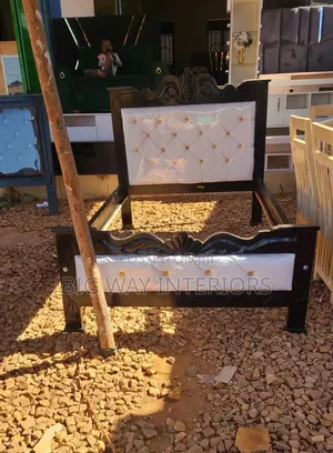 Black Flowed Frame and White Leather 4x6 Bed