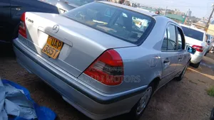 Mercedes-Benz C200 2004 Silver