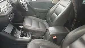Volkswagen Tiguan 2014 Red