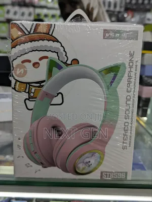 St859b Cute Cat-Ear Kids Wireless Headphones