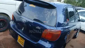 Toyota Vitz 2001 Blue