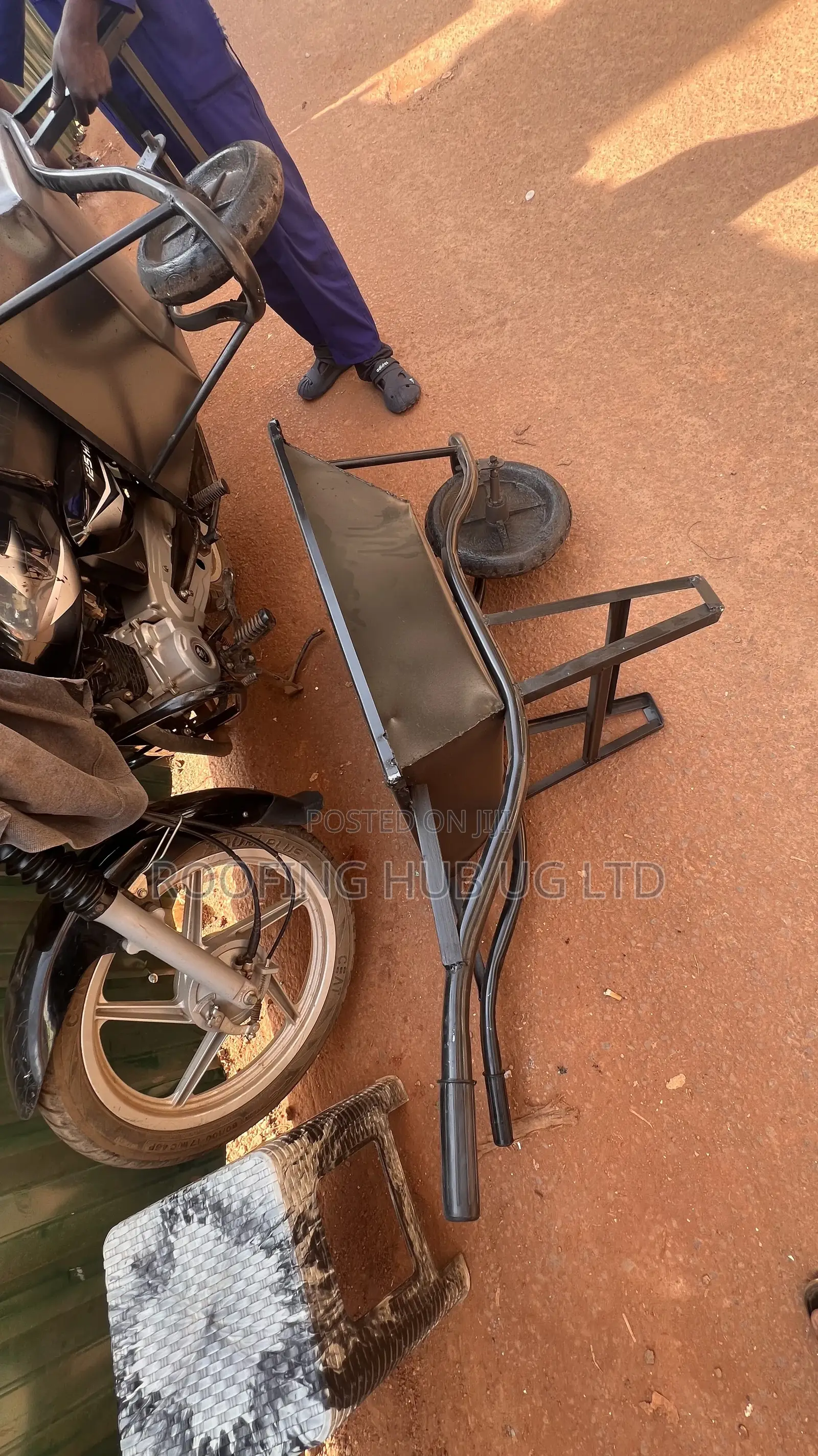Heavy Duty Wheel Barrow ( Welded Wheel Barrows )