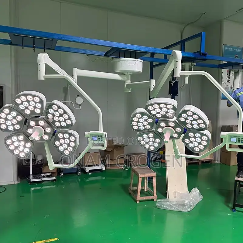 Ceiling Mount Operating Light Jkl1