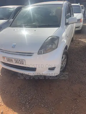 Toyota Passo 2006 Off white