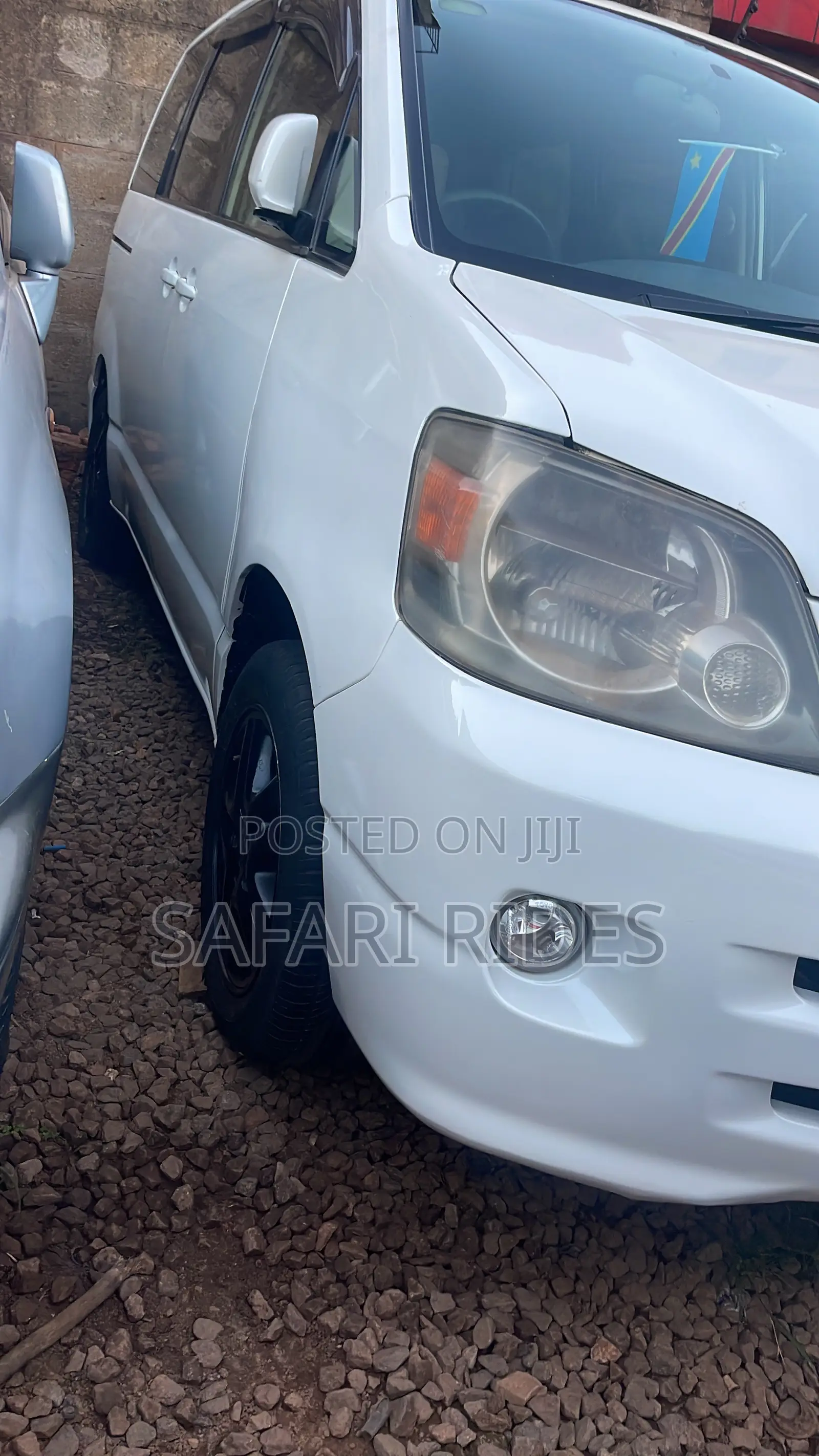 Toyota Noah 2005 White