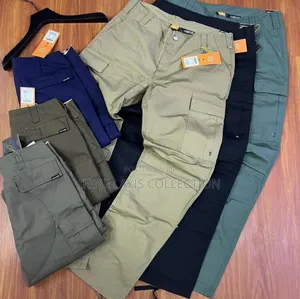Men's Cargo Pants With Multiple Pockets.