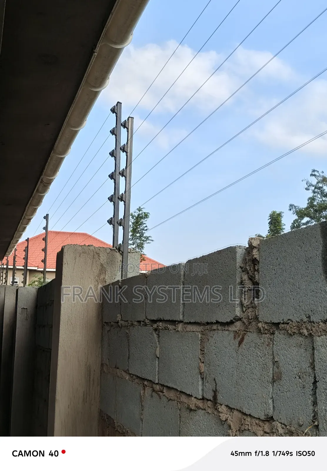 Electric Fence Installation With 7 Lines. Kiwenda