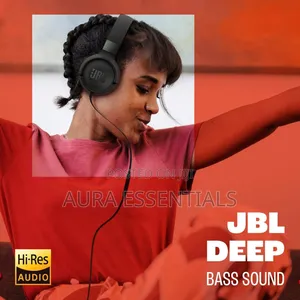 JBL Tune 520c Wired on-Ear Headphones in Black.