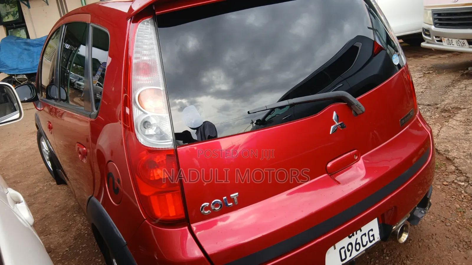 Mitsubishi Colt 2018 Red